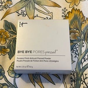 IT Cosmetics Bye Bye Pores Pressed Powder NEW